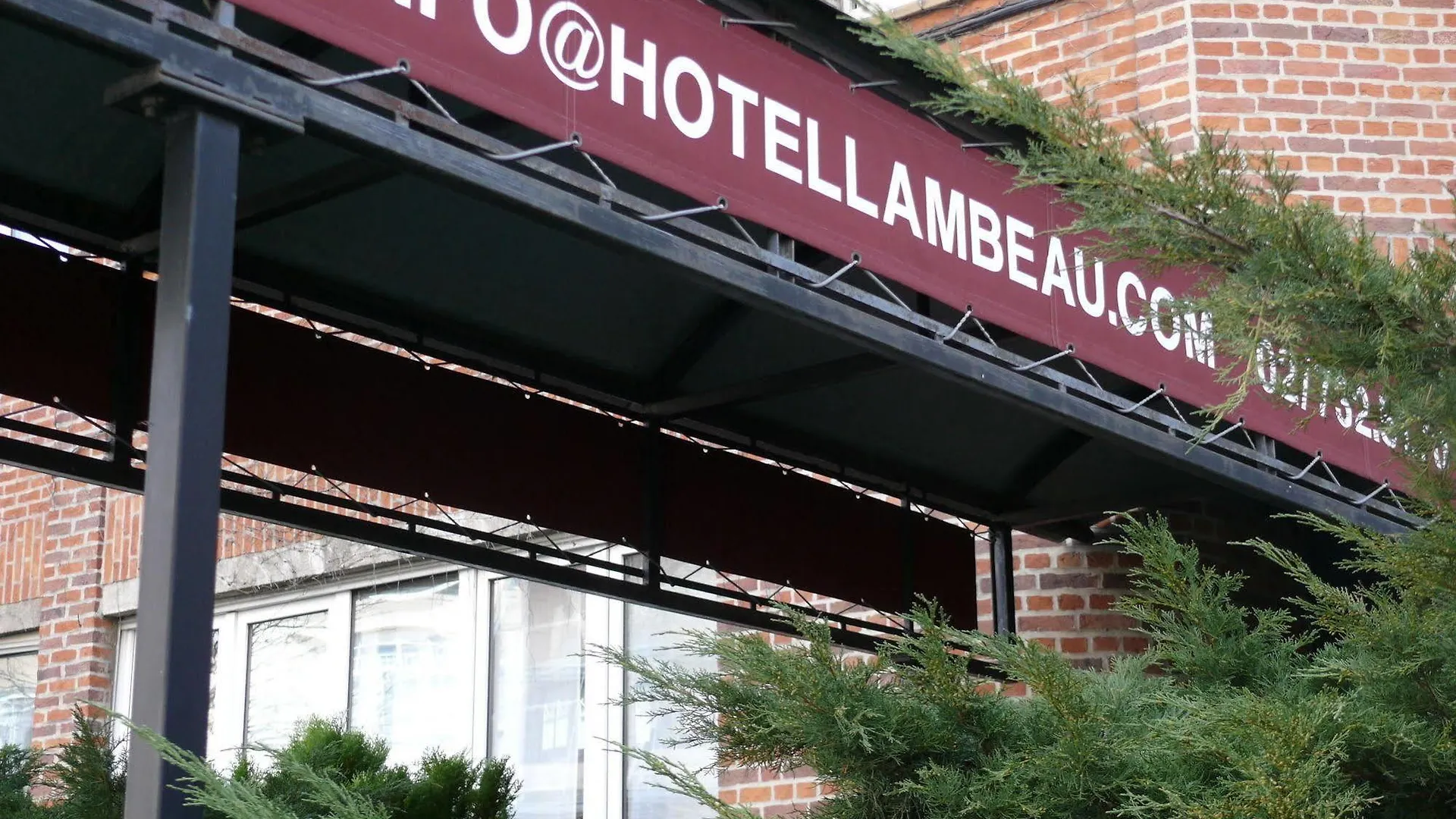 **  Hotel Lambeau Brussels Belgium